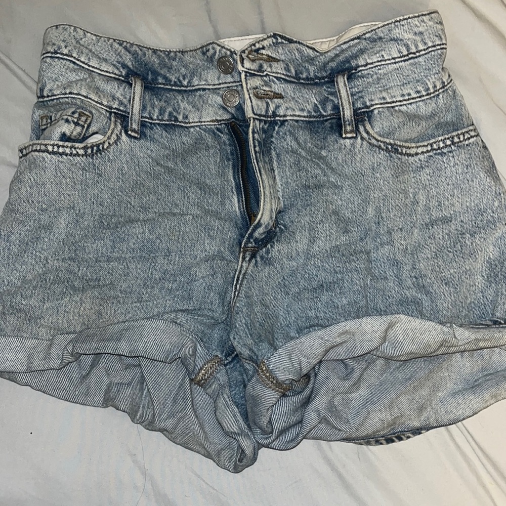 Banana Republic - light blue denim shorts / size 28/6 Petite